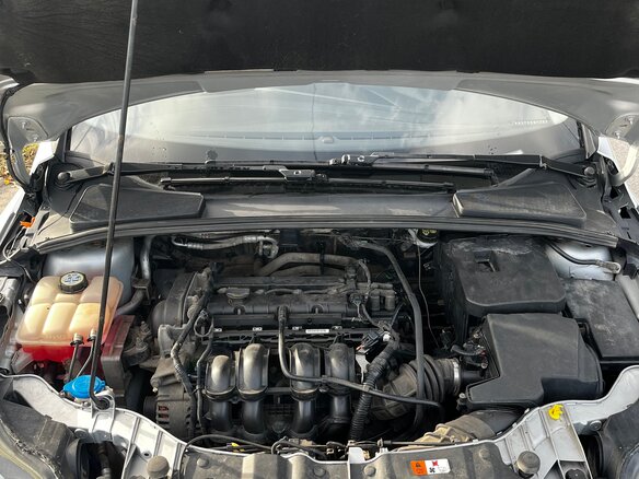 2011 Ford Focus III, серебристый, 800000 рублей - вид 12