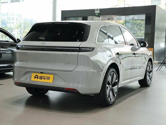 2026 Li Auto (Lixiang) L6 I, серый, 7220000 рублей - вид 5