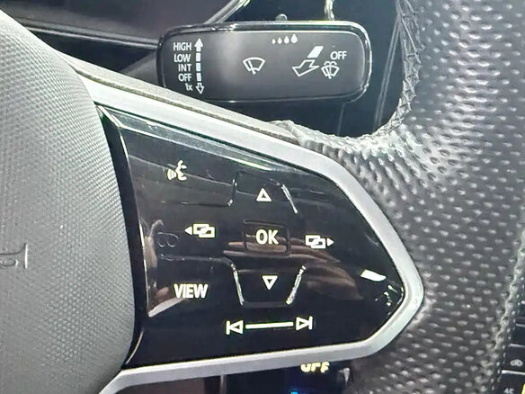 2023 Volkswagen Passat B8 Рестайлинг, чёрный, 1740888 рублей - вид 12