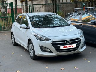 2015 Hyundai i30 II Рестайлинг, белый, 850000 рублей, вид 3