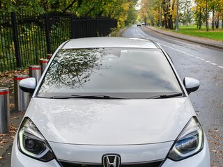 2022 Honda Fit IV Рестайлинг, белый, 1490000 рублей, вид 3