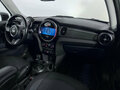 2021 Mini Hatch Cooper III (F55/F56) Рестайлинг 2, серый, 1850000 рублей - вид 8