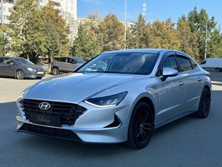 2020 Hyundai Sonata VIII (DN8), серебристый, 2245000 рублей, вид 1