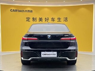 2024 BMW 7 серии 735Li VII (G70), чёрный, 11640000 рублей, вид 3