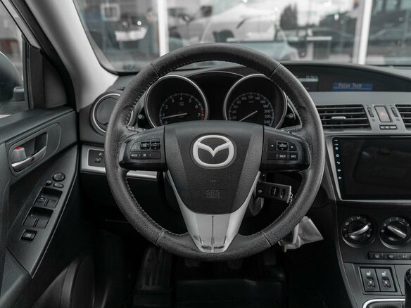 2012 Mazda 3 II (BL) Рестайлинг, белый, 710000 рублей - вид 15