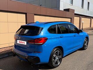 2020 BMW X1 20i xDrive II (F48) Рестайлинг, синий, 4000000 рублей, вид 3