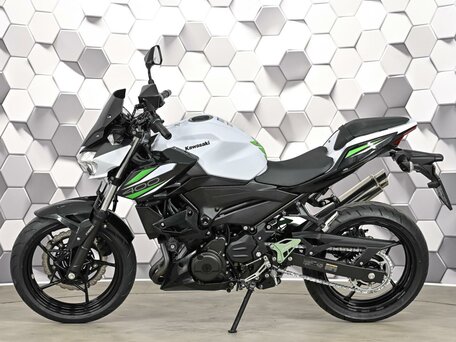 2019 Kawasaki Z 400, белый, 489000 рублей, вид 4