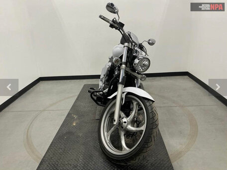 2013 Yamaha XVS1300, белый, 920000 рублей, вид 3