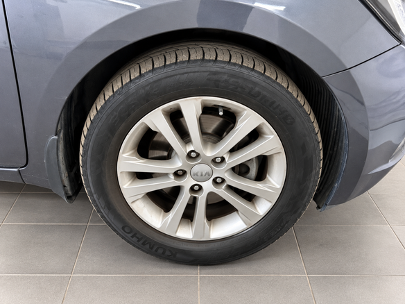 2014 Kia Ceed II, серый, 990000 рублей - вид 16