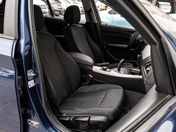 2018 BMW 1 серии 118i II (F20/F21) Рестайлинг 2, синий, 1650000 рублей - вид 7