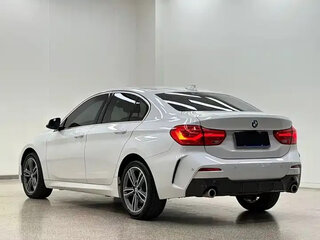 2022 BMW 1 серии 120i III (F52) Рестайлинг, белый, 1530000 рублей, вид 4