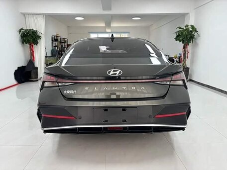 2023 Hyundai Elantra VII (CN7) Рестайлинг, серый, 1350000 рублей, вид 5