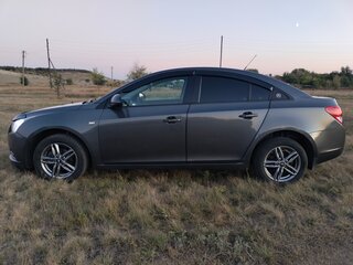 2011 Chevrolet Cruze I, серый, 750000 рублей, вид 4
