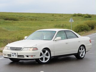 1996 Toyota Mark II VIII (X100), белый, 815000 рублей, вид 2