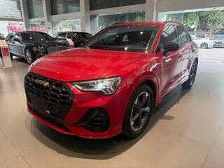 2022 Audi Q3 35 TFSI II (F3), красный, 2712099 рублей, вид 1