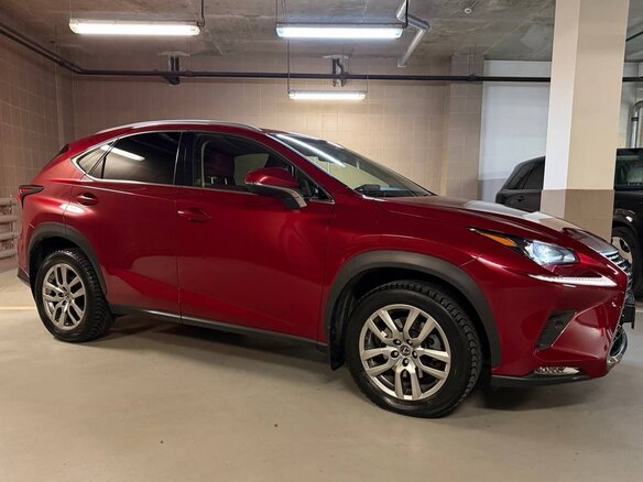 2018 Lexus NX 200 I Рестайлинг, красный, 4000000 рублей - вид 5