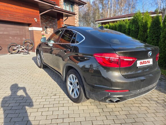 2016 BMW X6 35i II (F16), коричневый, 3400000 рублей - вид 10