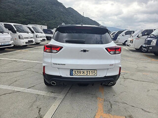 2021 Chevrolet TrailBlazer III, белый, 1755400 рублей, вид 5
