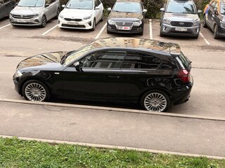 2011 BMW 1 серии 118i I (E81/E82/E87/E88) Рестайлинг, чёрный, 710000 рублей, вид 1