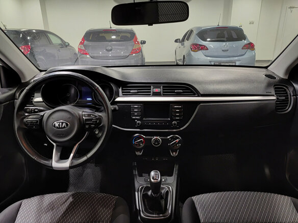 2020 Kia Rio IV, белый, 1545000 рублей - вид 13