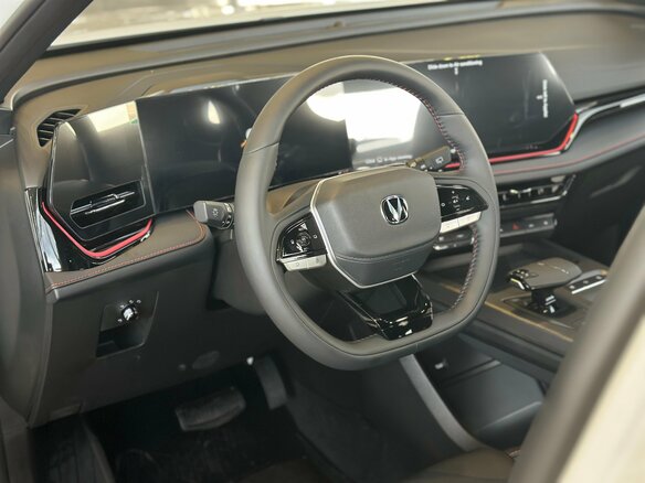 2025 Changan CS35 Max, чёрный, 2839900 рублей - вид 3