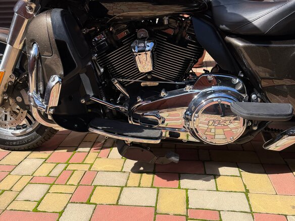 2020 Harley-Davidson Tri Glide, серый, 4250000 рублей - вид 2