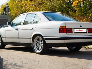1990 BMW 5 серии 520i III (E34), белый, 1150000 рублей, вид 4