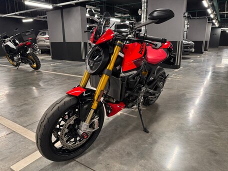 2023 Ducati Monster 937, красный, 1100000 рублей, вид 3