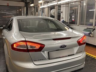 2014 Ford Mondeo IV Рестайлинг, серебристый, 1470000 рублей, вид 2