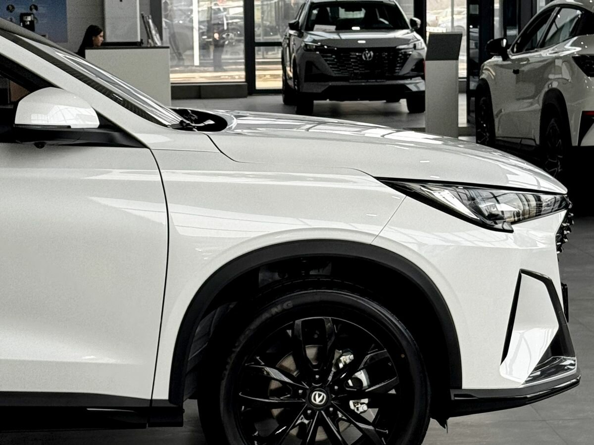 Открыть фотографии: Changan CS35 Max