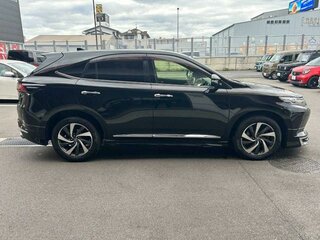 2020 Toyota Harrier III (XU60) Рестайлинг, чёрный, 1730000 рублей, вид 4