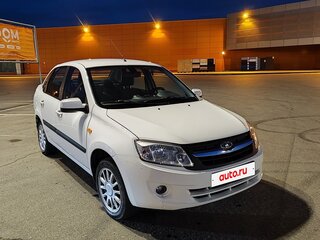 2013 Lada (ВАЗ) Granta I, белый, 450000 рублей, вид 1