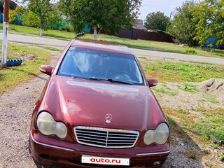 2002 Mercedes-Benz C-Класс 180 II (W203), красный, 550000 рублей, вид 1