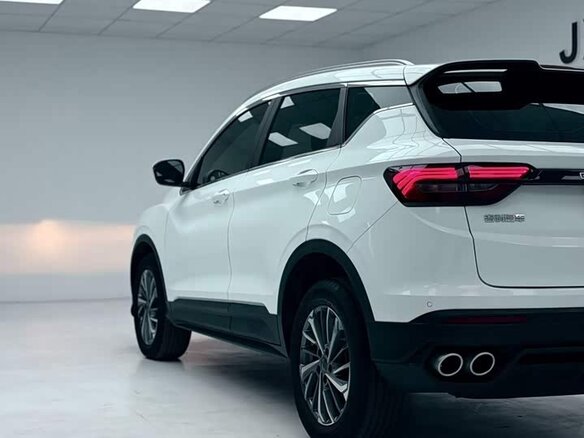 2022 Geely Binyue I Рестайлинг, белый, 1220000 рублей - вид 5