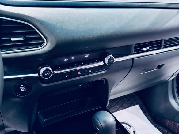 2023 Mazda CX-30 I, синий, 1600000 рублей - вид 11