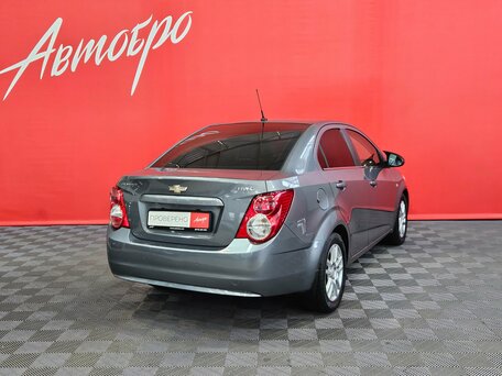 2014 Chevrolet Aveo II, серый, 799000 рублей, вид 5