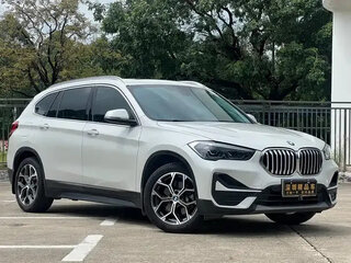 2022 BMW X1 Long 20Li sDrive II (F48) Рестайлинг, белый, 1706000 рублей, вид 2