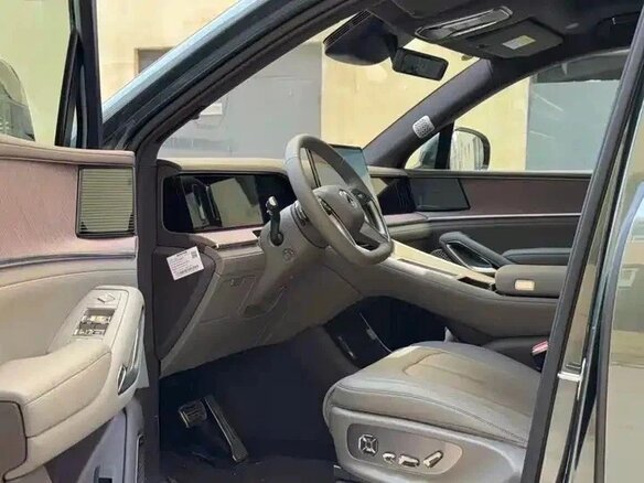 2026 Denza N9 46.9 kWh, зелёный, 11600000 рублей - вид 6