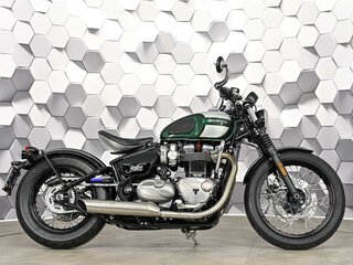 2017 Triumph Bonneville Bobber, зелёный, 1127000 рублей, вид 3