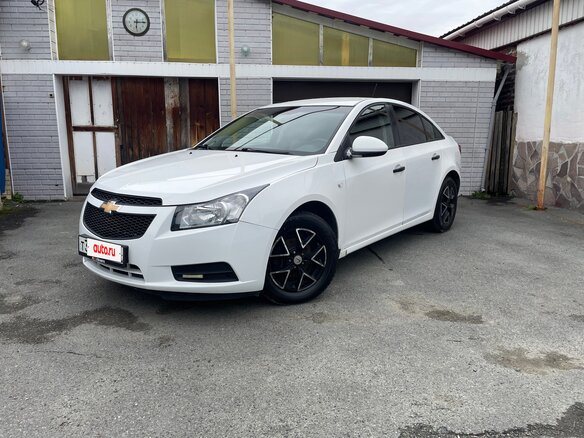 2011 Chevrolet Cruze I, белый, 460000 рублей