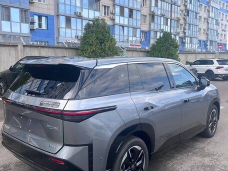 2026 Toyota bZ3X 58.3 kWh, серый, 2810000 рублей, вид 5