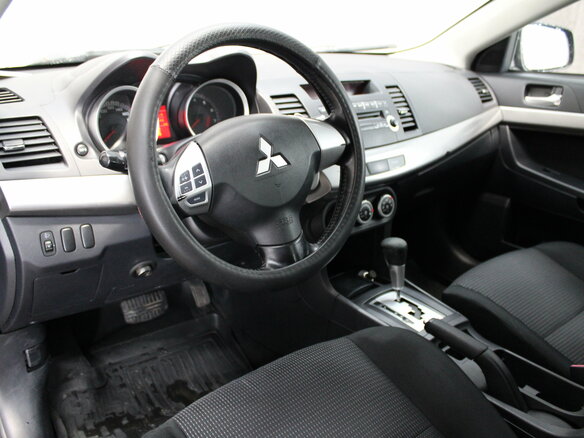 2008 Mitsubishi Lancer X, серый, 619000 рублей - вид 9