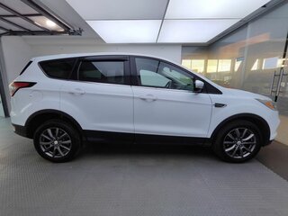 2017 Ford Kuga II Рестайлинг, белый, 1520000 рублей, вид 4