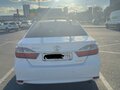 2017 Toyota Camry VII (XV50) Рестайлинг 2, белый, 2270000 рублей - вид 2