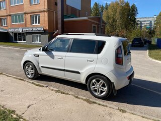 2010 Kia Soul I, белый, 535000 рублей, вид 4