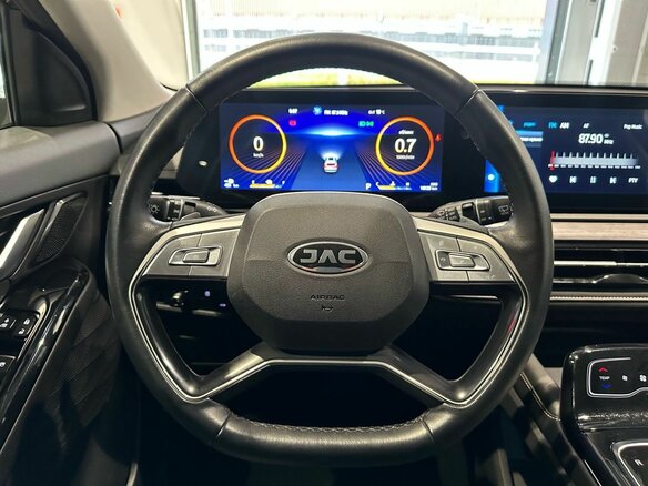 2023 JAC JS6, чёрный, 1290000 рублей - вид 12
