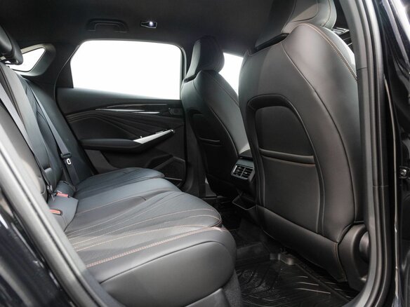 2026 Geely Preface I, чёрный, 3296691 рублей - вид 13