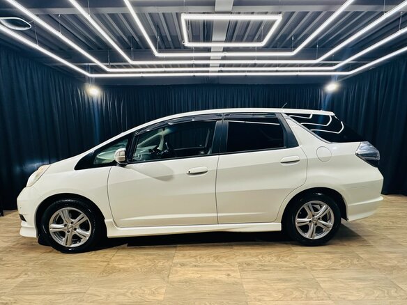 2011 Honda Fit Shuttle I, белый, 889000 рублей - вид 3