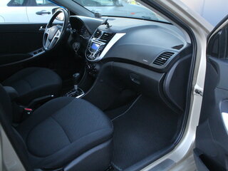 2014 Hyundai Solaris I, бежевый, 845000 рублей, вид 5