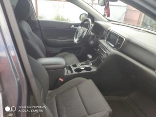2017 Kia Sportage IV, серый, 1900000 рублей, вид 3